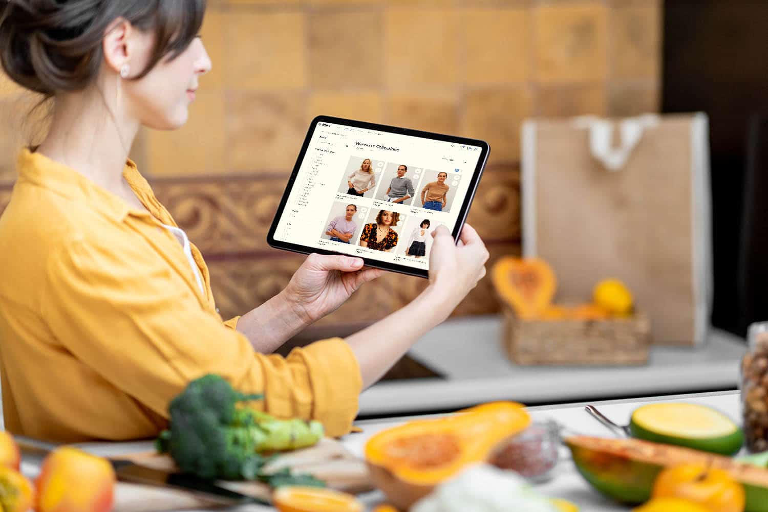 woman-shopping-online-using-digital-tablet-2021-09-01-20-42-00-utc woman-shopping-online-using-digital-tablet-2021-09-01-20-42-00-utc